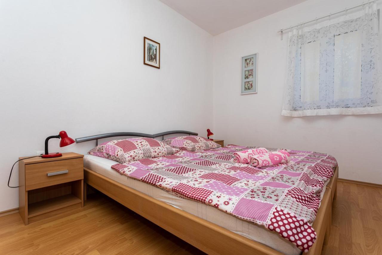 Apartments Katarina Šilo Eksteriør bilde