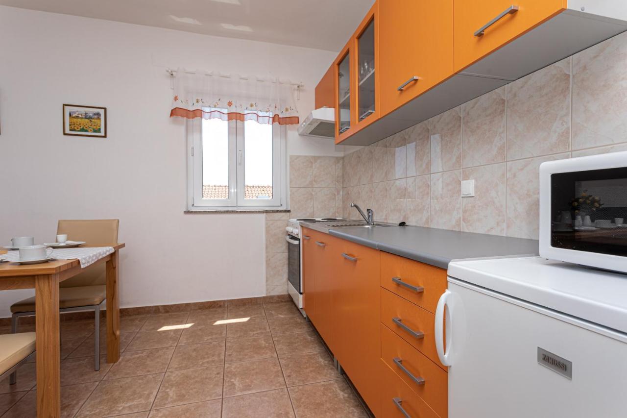 Apartments Katarina Šilo Eksteriør bilde