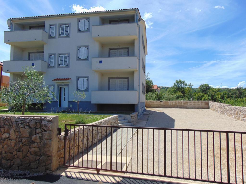 Apartments Katarina Šilo Eksteriør bilde